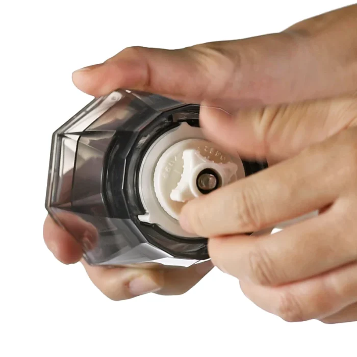 Hario Coffee Mill OCTO - Image 4